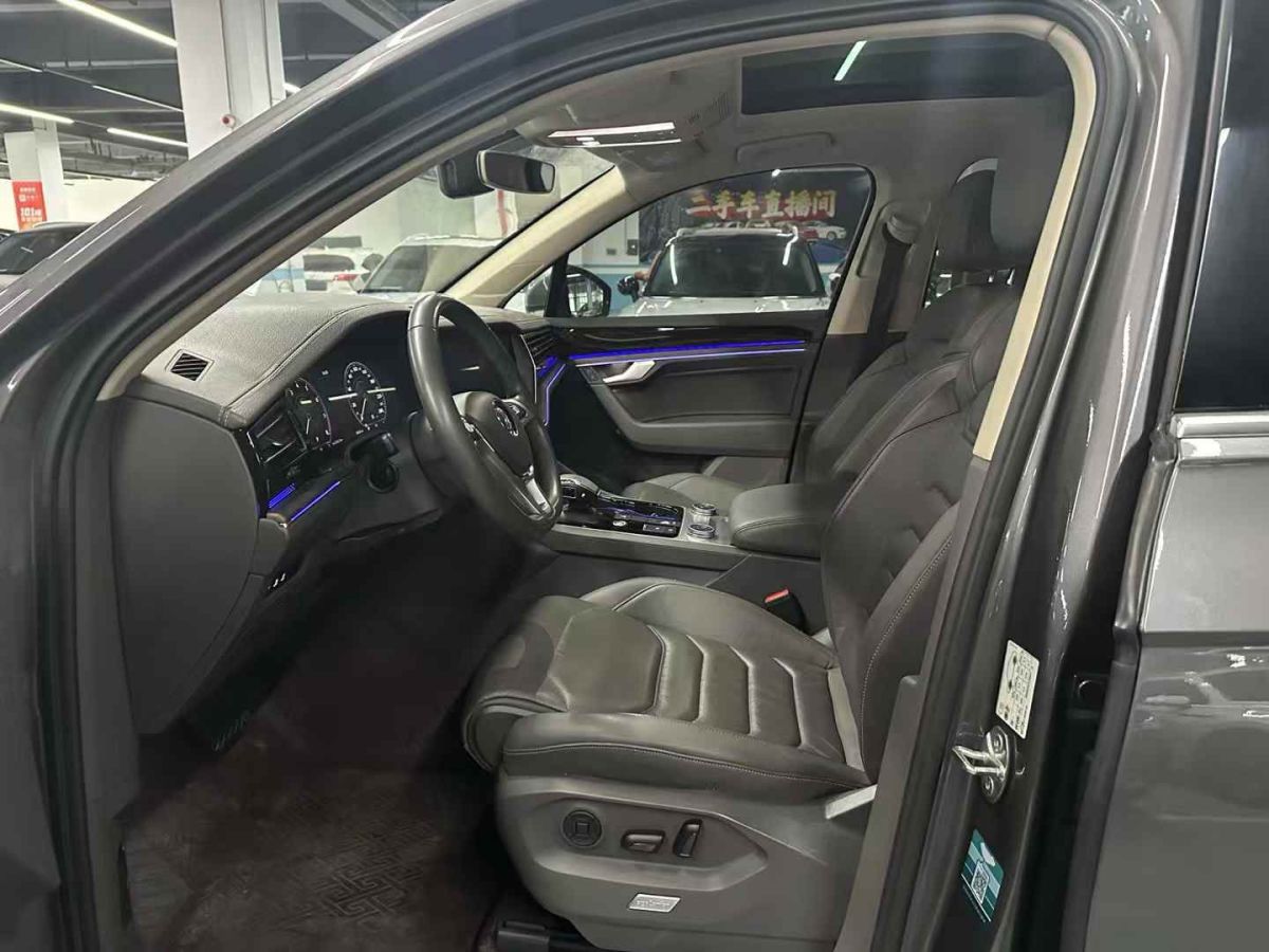 大眾 途觀L  2019款 280TSI 自動兩驅(qū)全景舒適版圖片