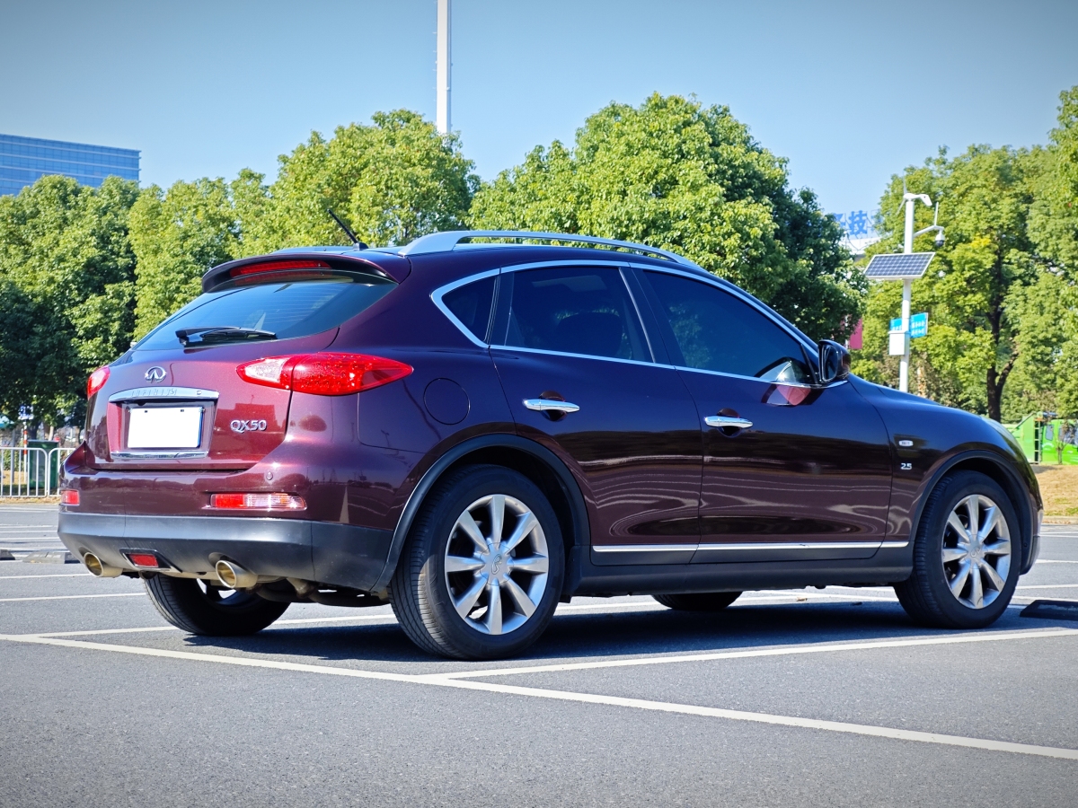 英菲尼迪 QX50  2013款 2.5L 兩驅優(yōu)雅版圖片