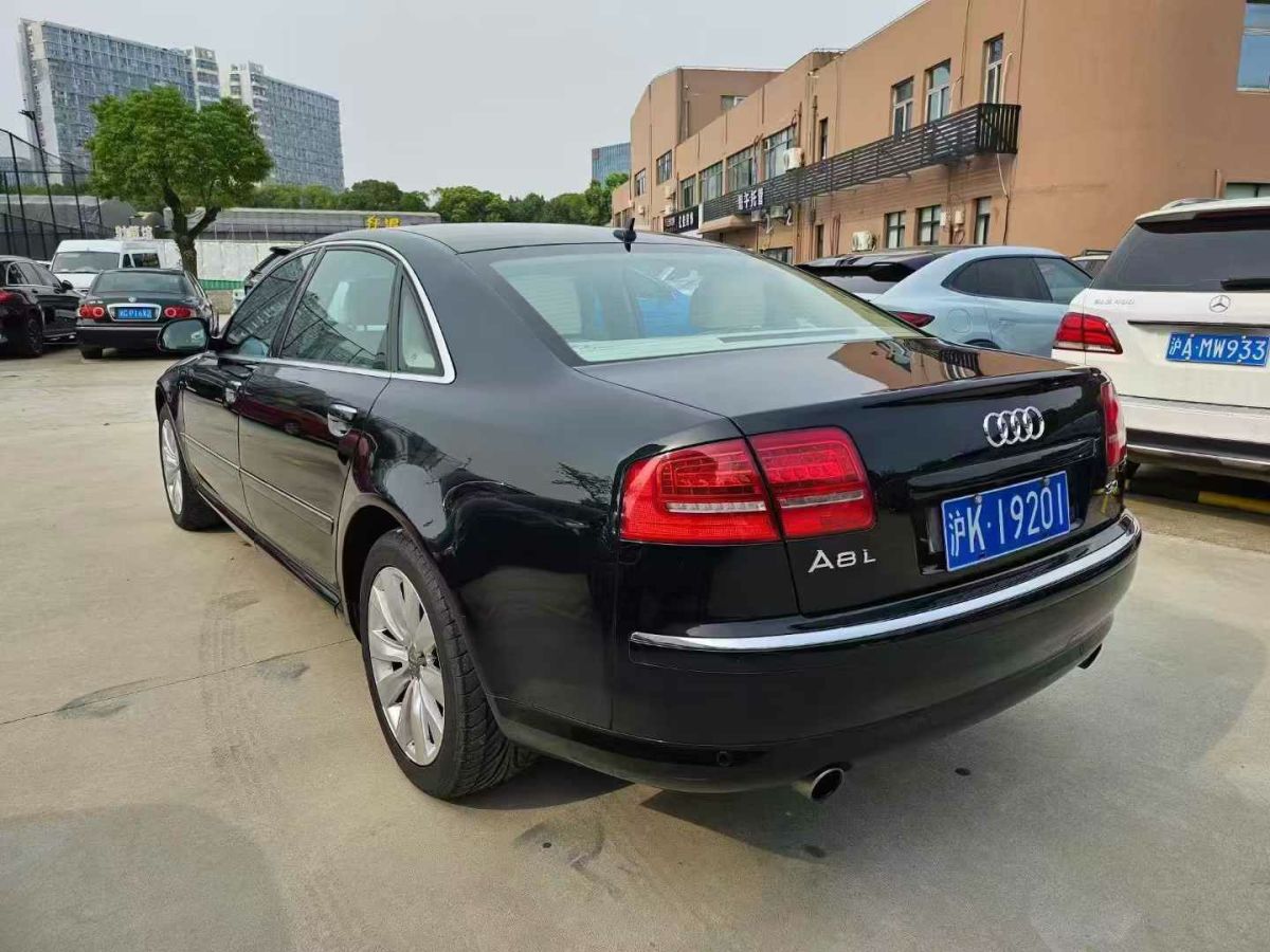 奧迪 奧迪A8  2010款 A8L 3.0 FSI 百年紀念版圖片