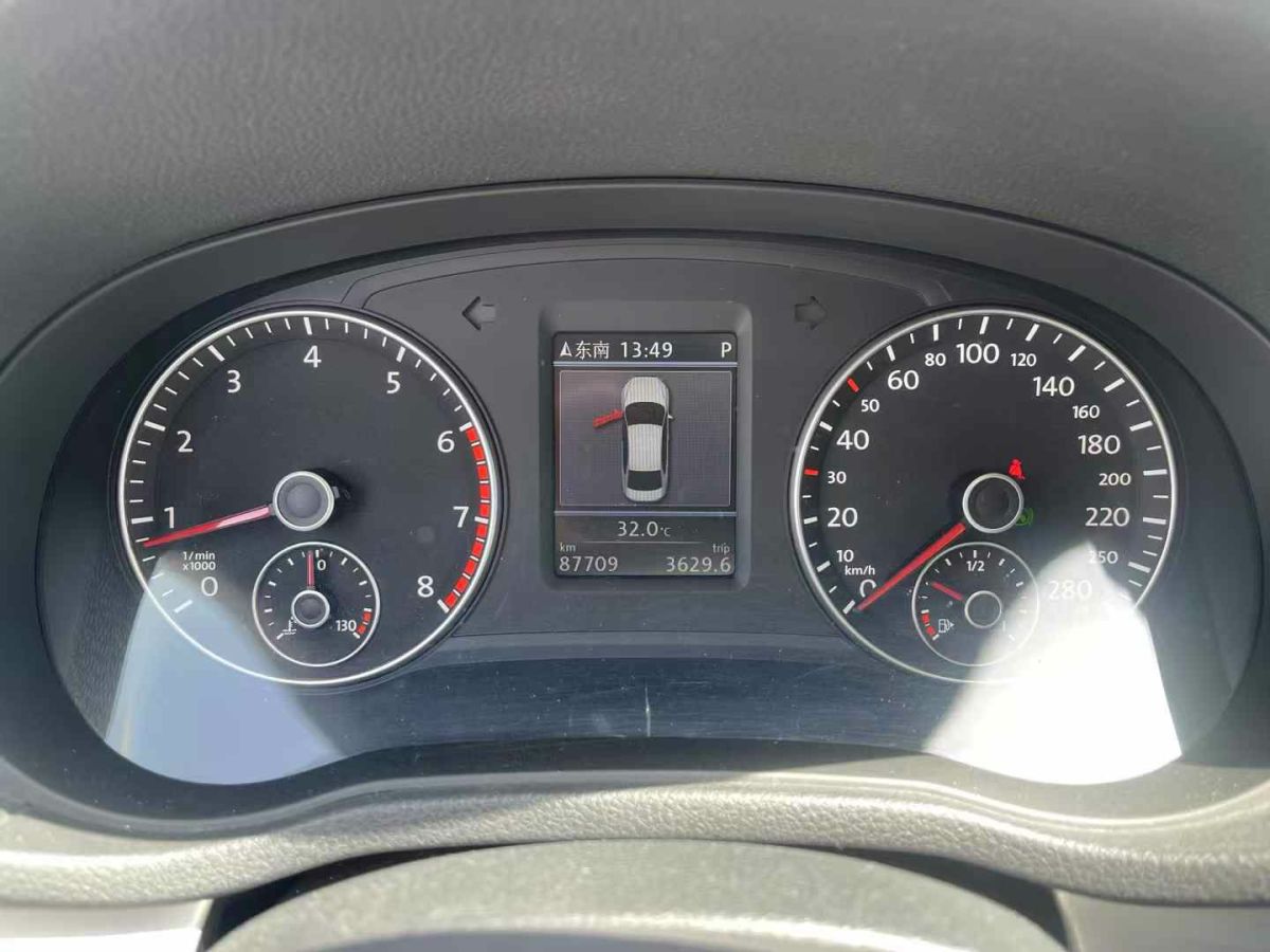 大眾 帕薩特  2015款 1.4TSI DSG尊榮版圖片