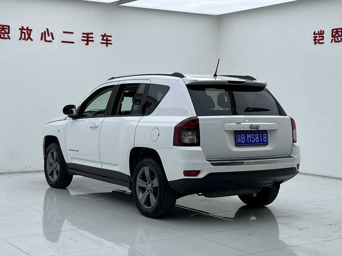 Jeep 指南者  2014款 改款 2.4L 四驅(qū)舒適版圖片