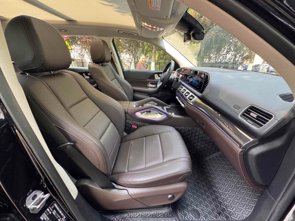 奔馳GLS級(jí) 2021款 改款 GLS 450 4MATIC 時(shí)尚型圖片