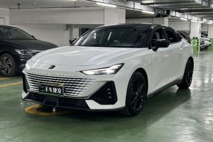 長安UNI-V 長安 1.5T 尊貴型
