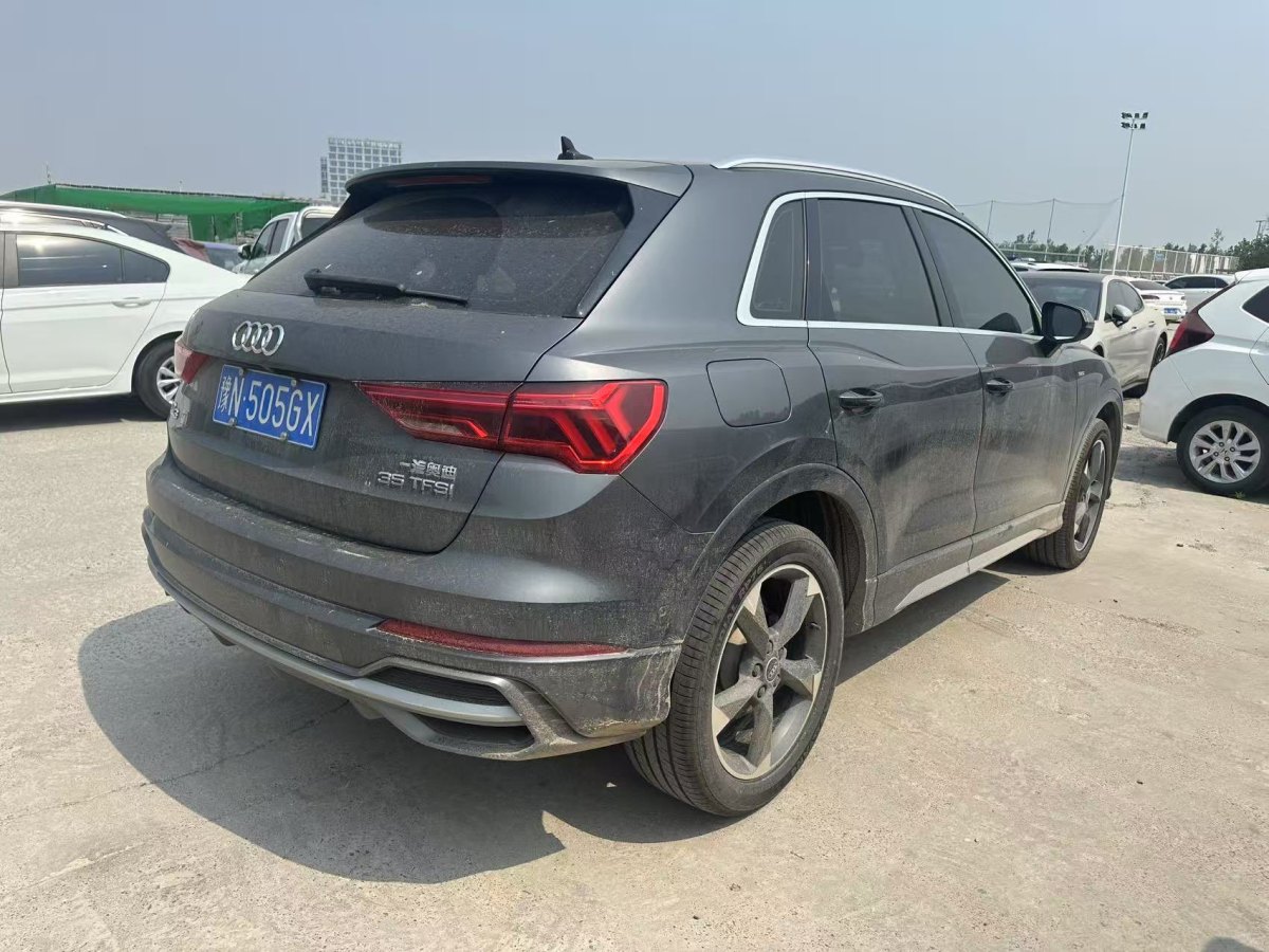 奧迪 奧迪Q3  2024款 35 TFSI 時(shí)尚動(dòng)感型圖片