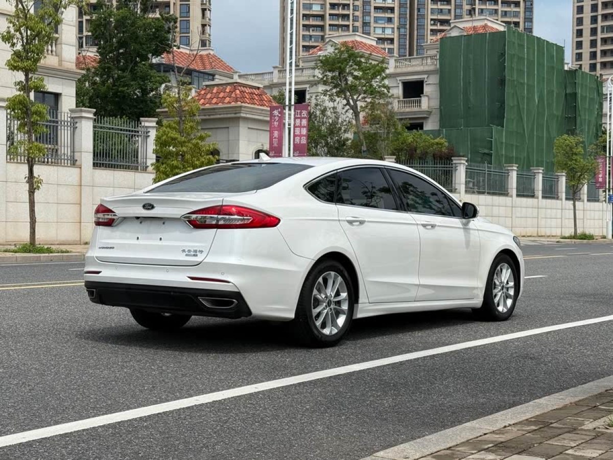 福特 蒙迪歐  2018款 EcoBoost 180 智控時(shí)尚型 國VI圖片