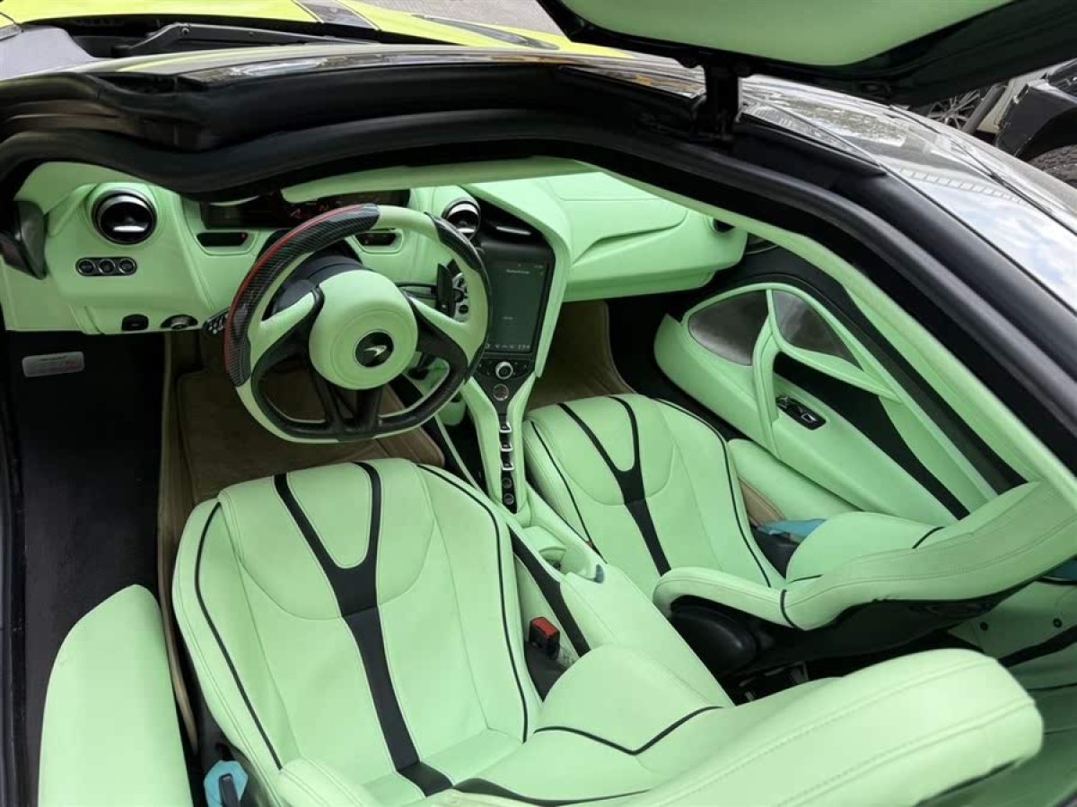 邁凱倫 720S  2017款 4.0T Coupe圖片