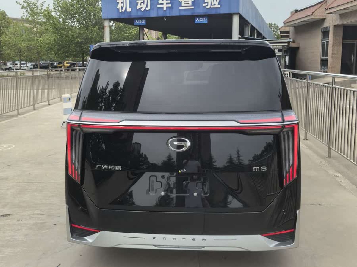 廣汽傳祺 M8  2024款 宗師系列 400T 至尊版圖片