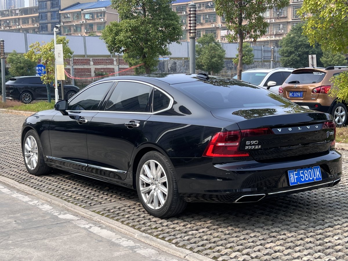 沃爾沃 S90  2020款 改款 T5 智逸豪華版圖片