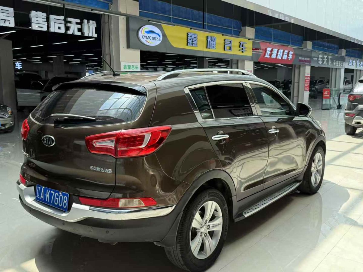起亞 智跑  2015款 2.0L 自動兩驅(qū)版DLX圖片