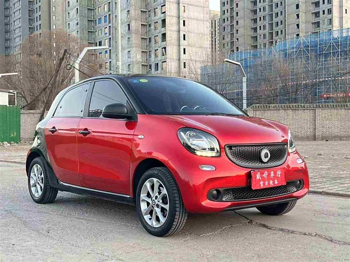 smart forfour  2016款 1.0L 52千瓦靈動(dòng)版圖片