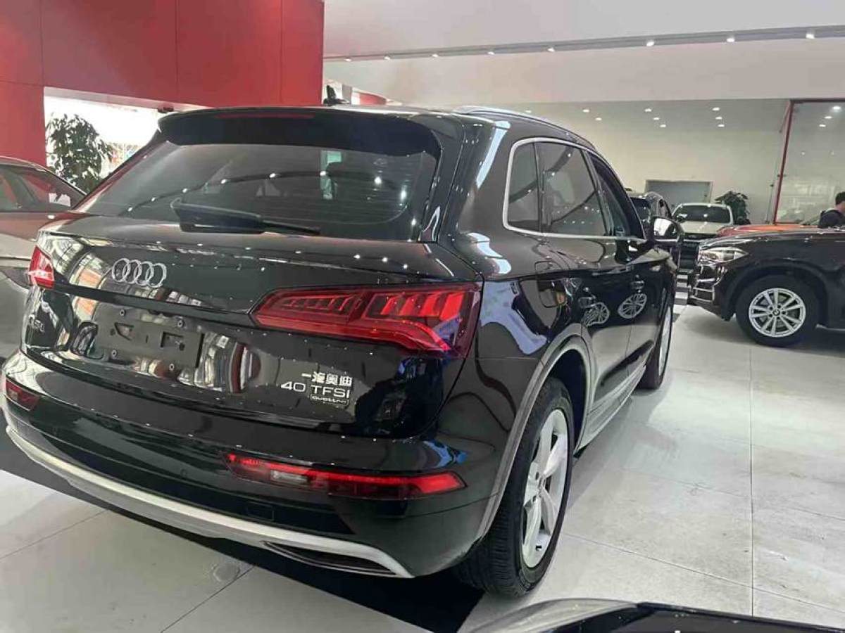 奧迪 奧迪Q5L  2018款  40 TFSI 榮享進(jìn)取型 國VI圖片