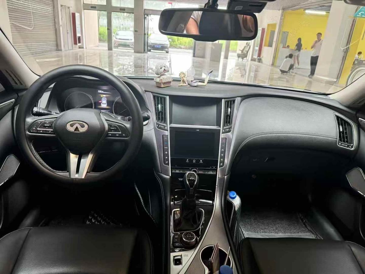 英菲尼迪 Q50L  2018款  2.0T 舒適版 國VI圖片