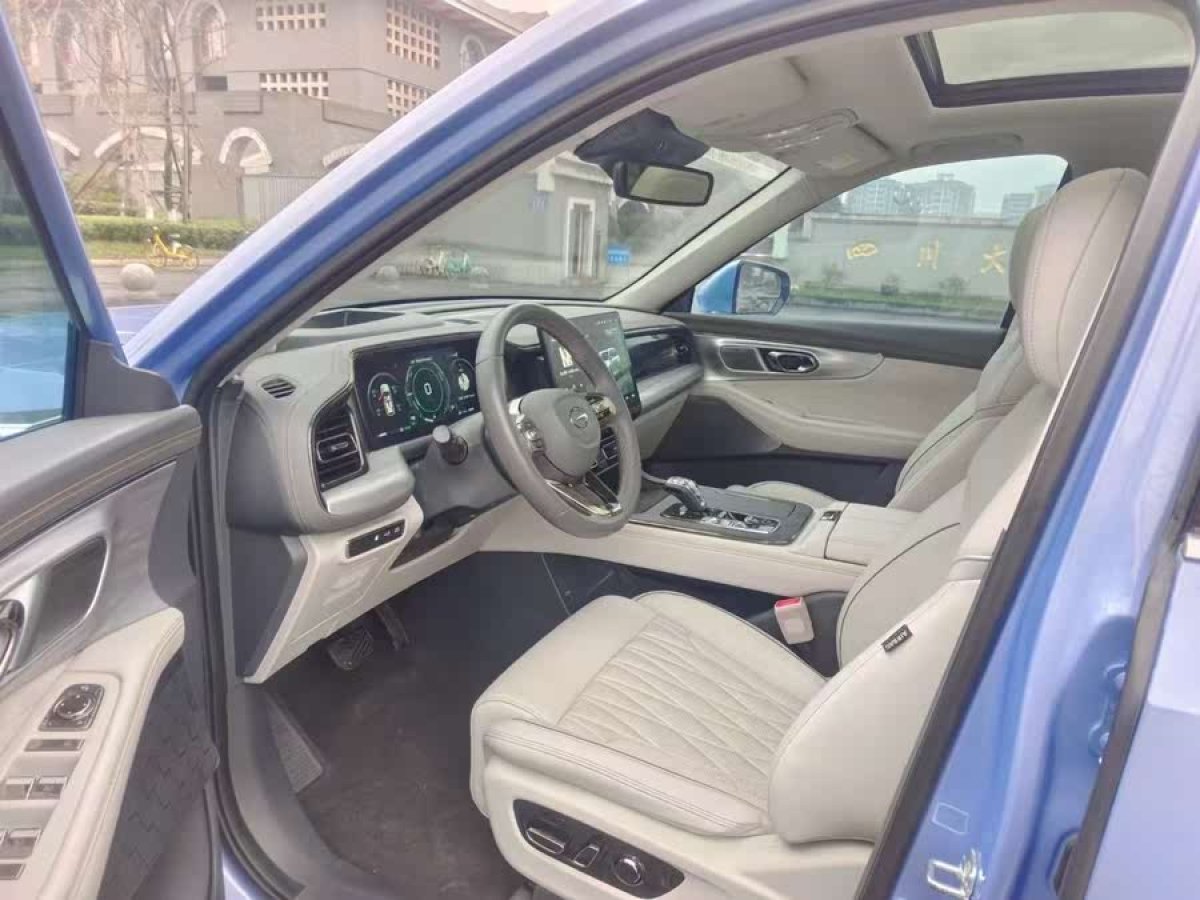 廣汽傳祺 GS8  2022款 雙擎系列 2.0TM 四驅尊貴版 （六座）圖片