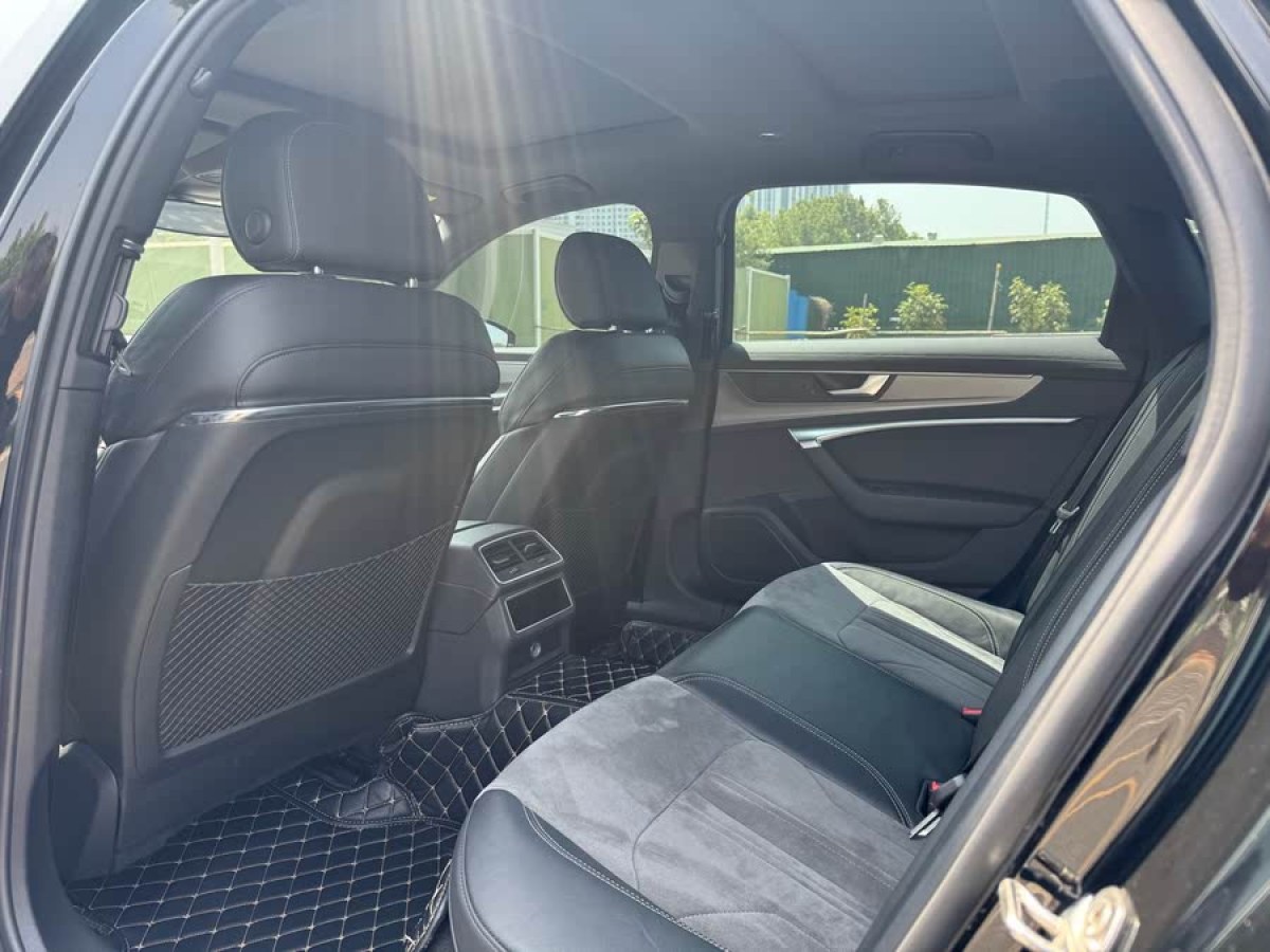 奧迪 奧迪A6L新能源  2020款 55 TFSI e quattro圖片