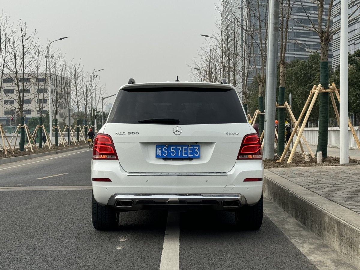 奔馳 奔馳GLK級(jí)  2013款 GLK 300 4MATIC 動(dòng)感型圖片