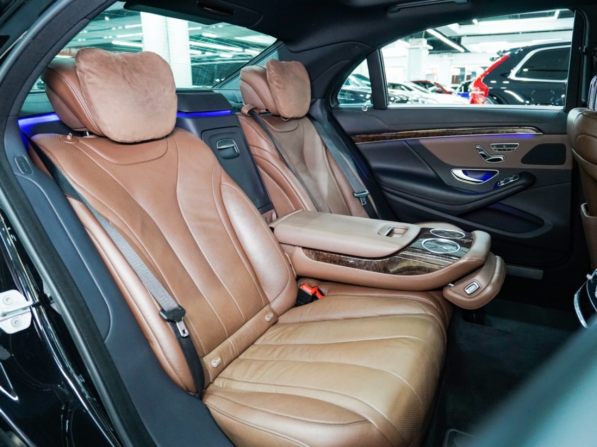 2017年07月奔驰 奔驰S级  2017款 S 320 L 商务型