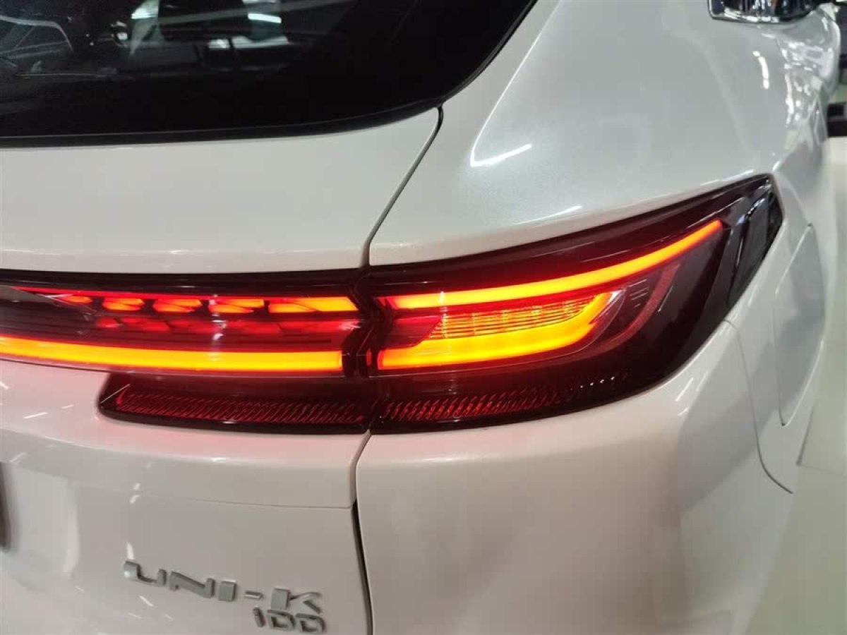 長安 長安UNI-K新能源  2022款 藍鯨iDD 130km 1.5T 卓越型圖片