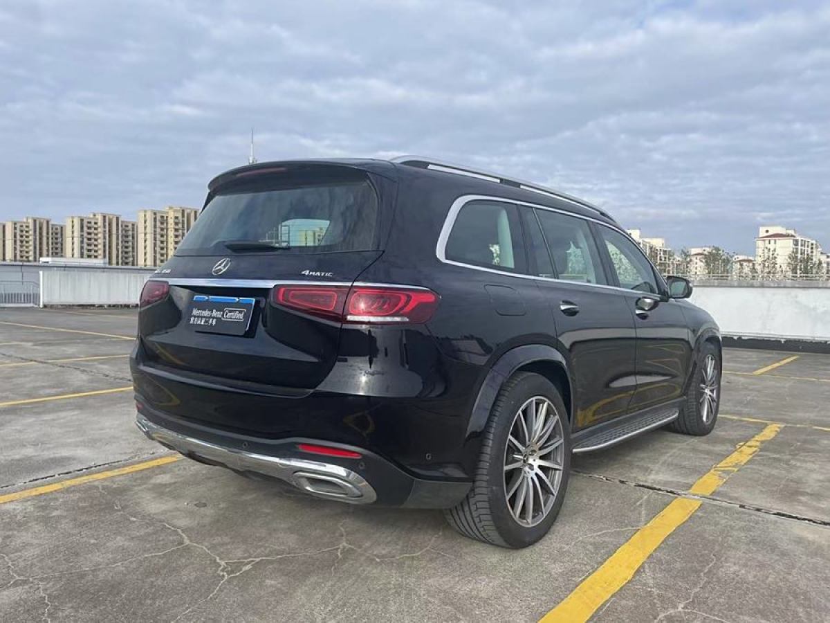 奔馳 奔馳GLS  2022款 改款二 GLS 450 4MATIC 豪華型圖片