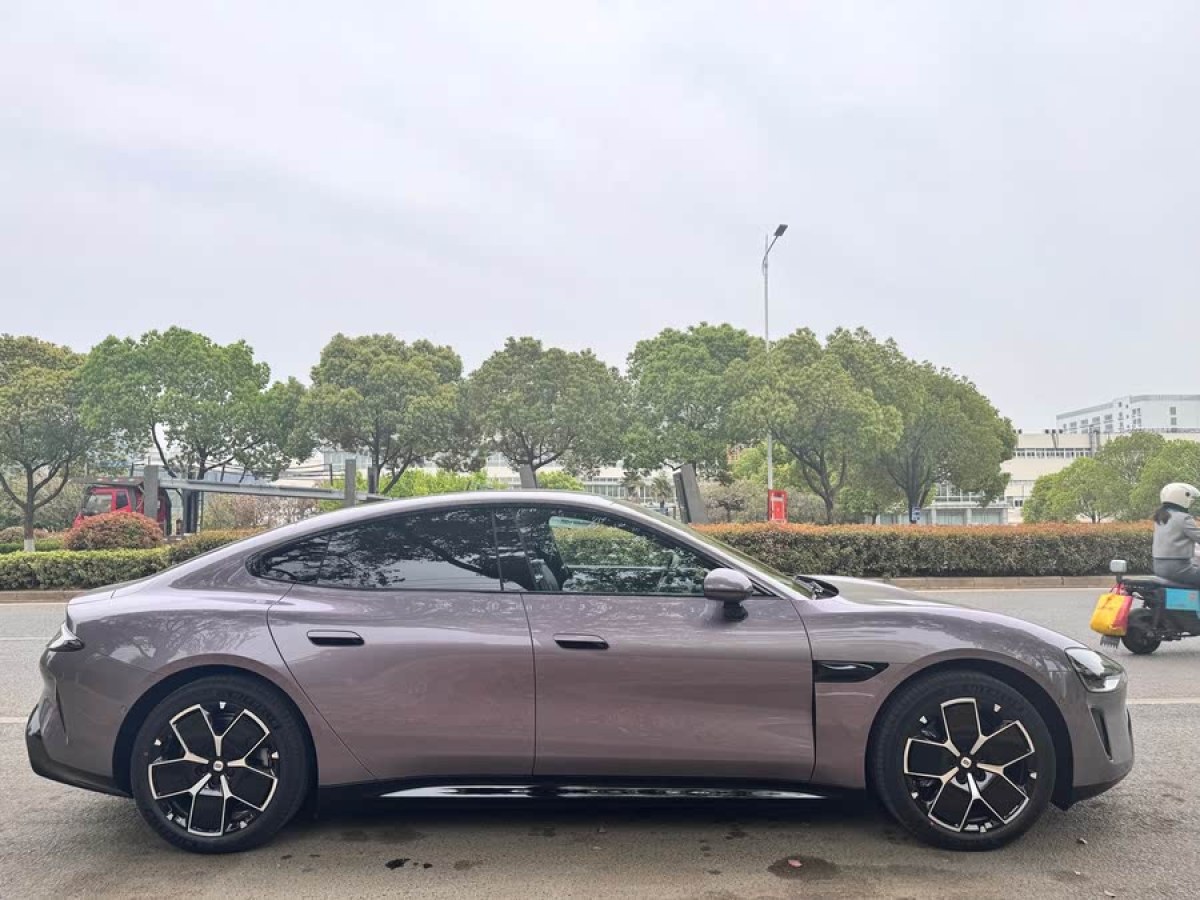小米 小米SU7  2024款 700km 后驅(qū)長續(xù)航智駕版圖片