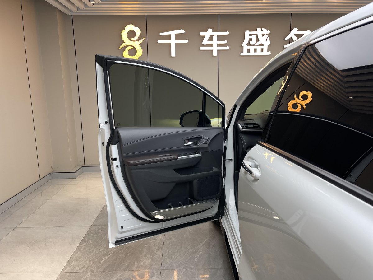 豐田 賽那SIENNA  2021款 2.5L混動(dòng) 鉑金版圖片