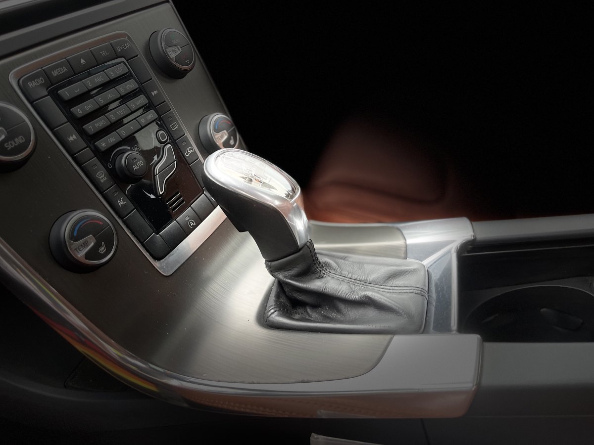 沃尔沃 V60  2013款 T5 舒适版图片