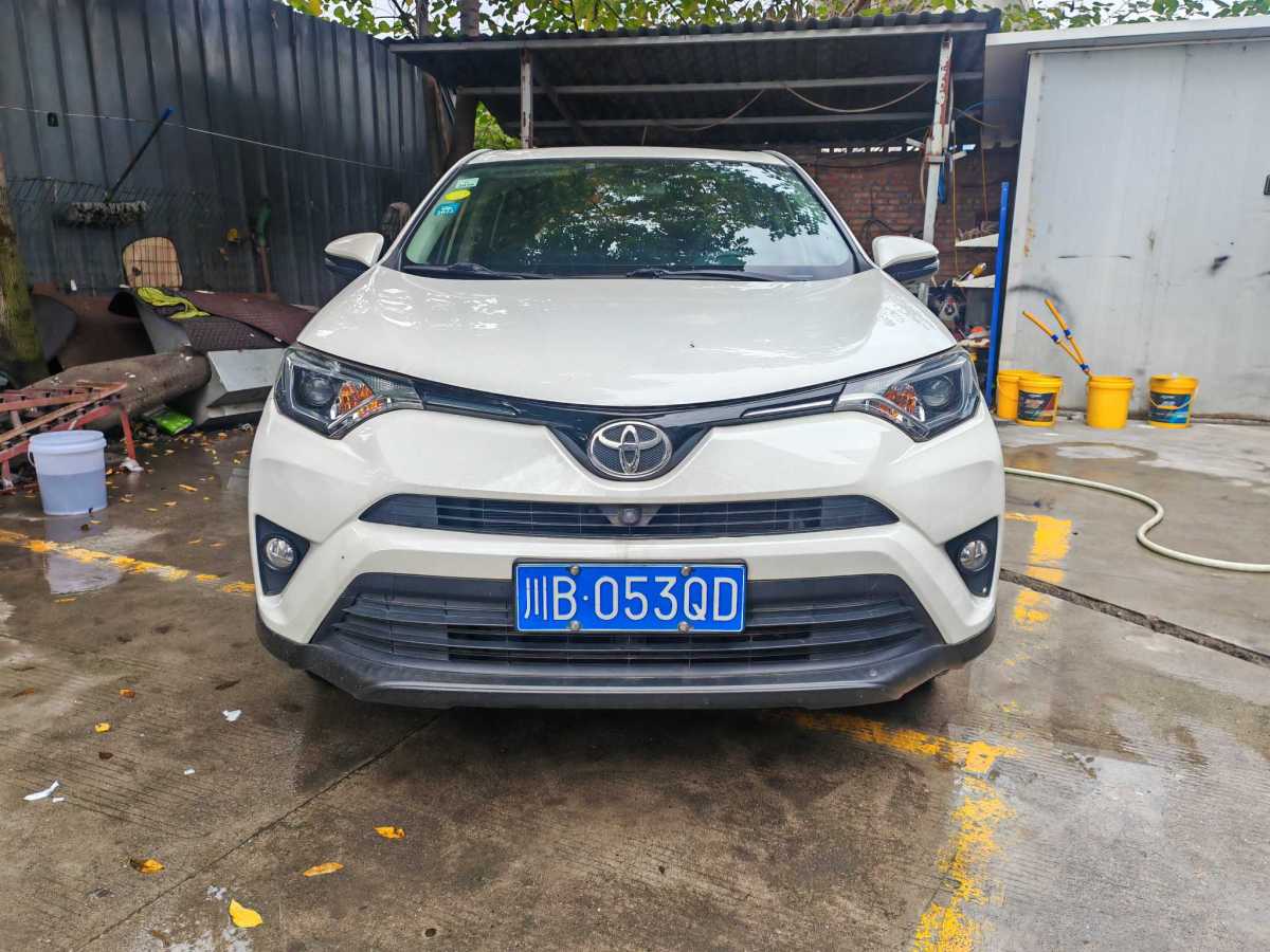 豐田 RAV4  2016款 榮放 2.0L CVT兩驅(qū)風(fēng)尚版圖片