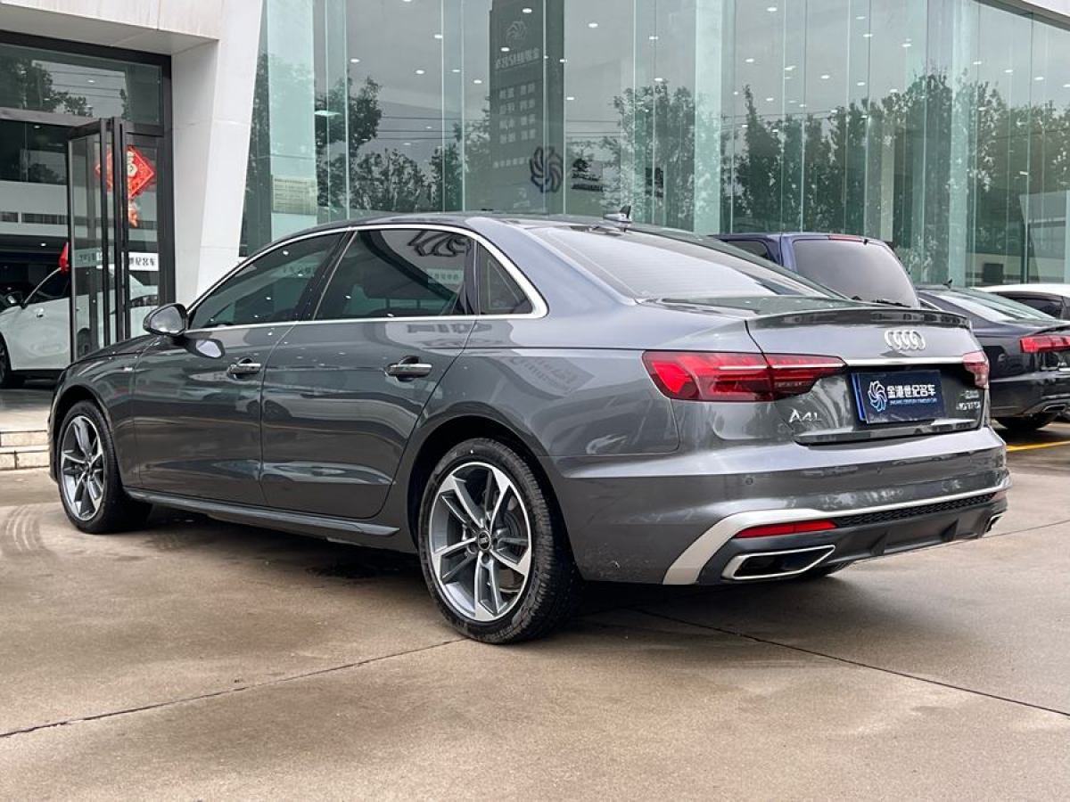 奧迪 奧迪A4L  2022款 40 TFSI 時尚動感型圖片