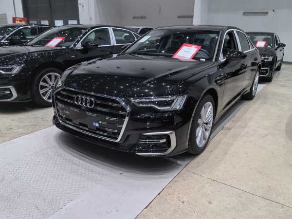 奥迪 奥迪A6L  2024款 45 TFSI quattro 臻选动感型