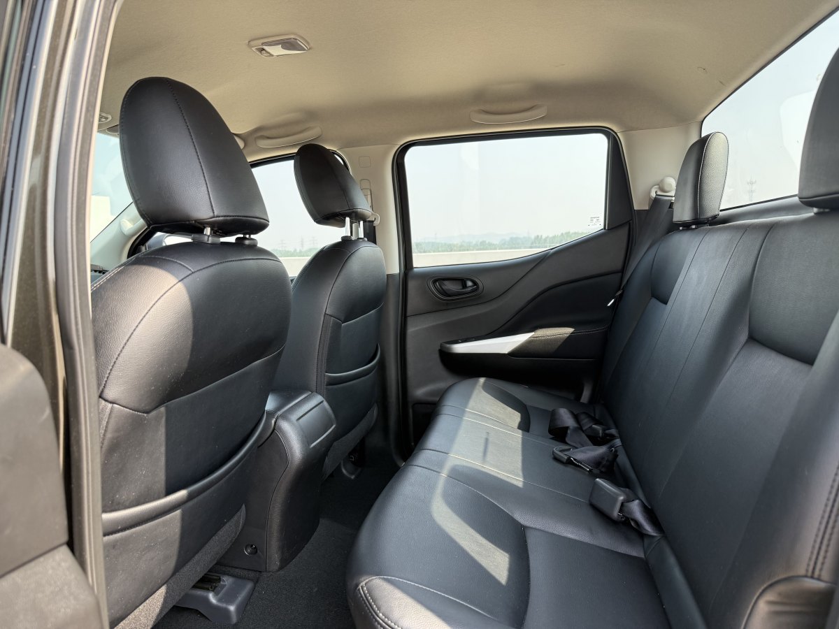 日產(chǎn) 納瓦拉  2019款 2.5L手動兩驅(qū)舒適型國VI QR25圖片