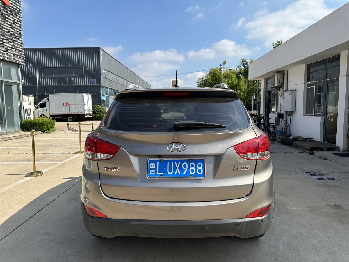 现代 ix35  2015款 2.0L 自动两驱舒适型 国V图片