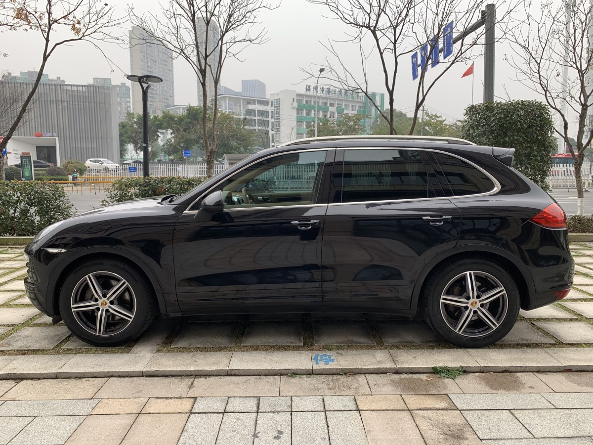 2011年1月保時捷 Cayenne  2011款 Cayenne 3.0T