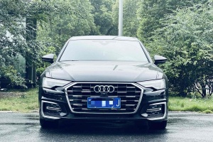 奥迪A6L 奥迪 改款 45 TFSI quattro 臻选动感型