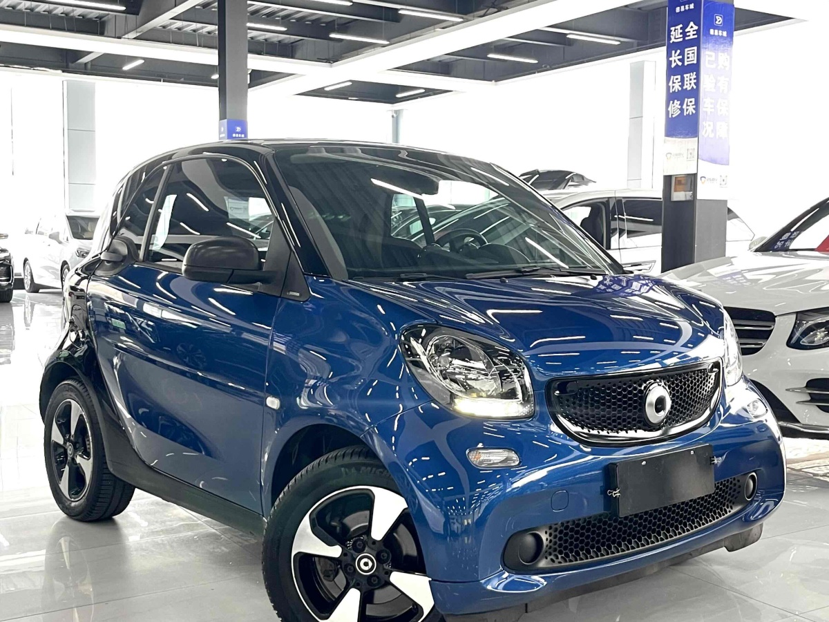 smart fortwo  2018款 1.0L 52千瓦硬頂靈動版圖片