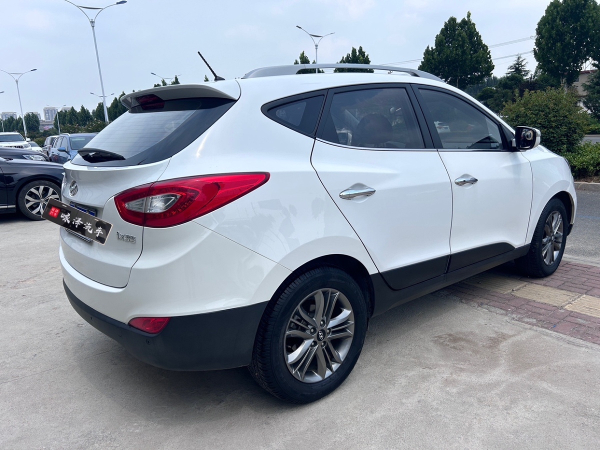 現(xiàn)代 ix35  2015款 2.0L 自動兩驅(qū)智能型 國IV圖片