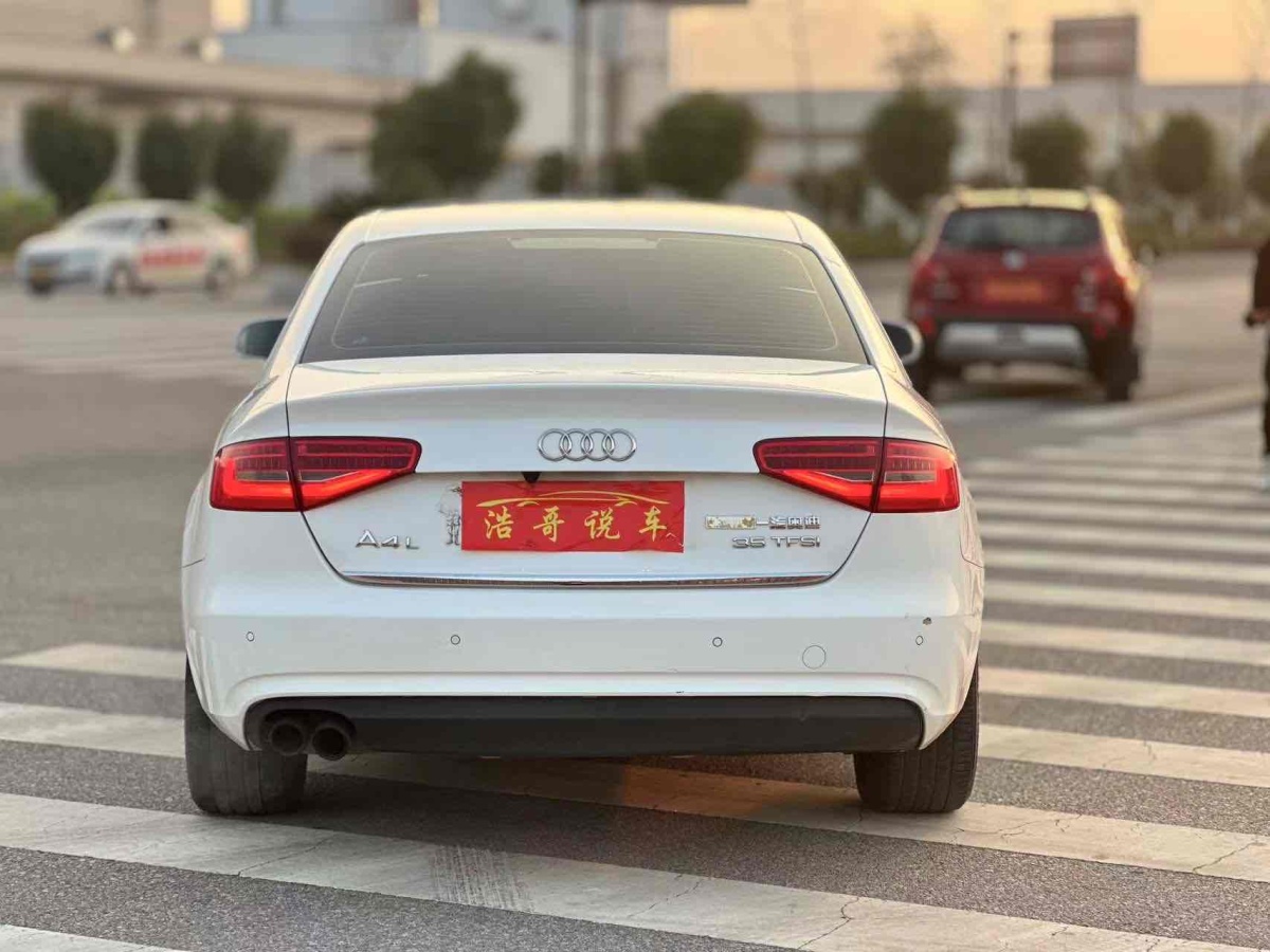 奧迪 奧迪A4L  2015款 35 TFSI 自動標準型圖片