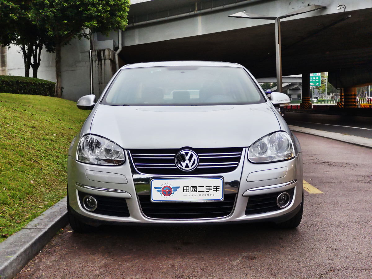 大眾 速騰  2010款 1.4TSI 自動(dòng)豪華型圖片