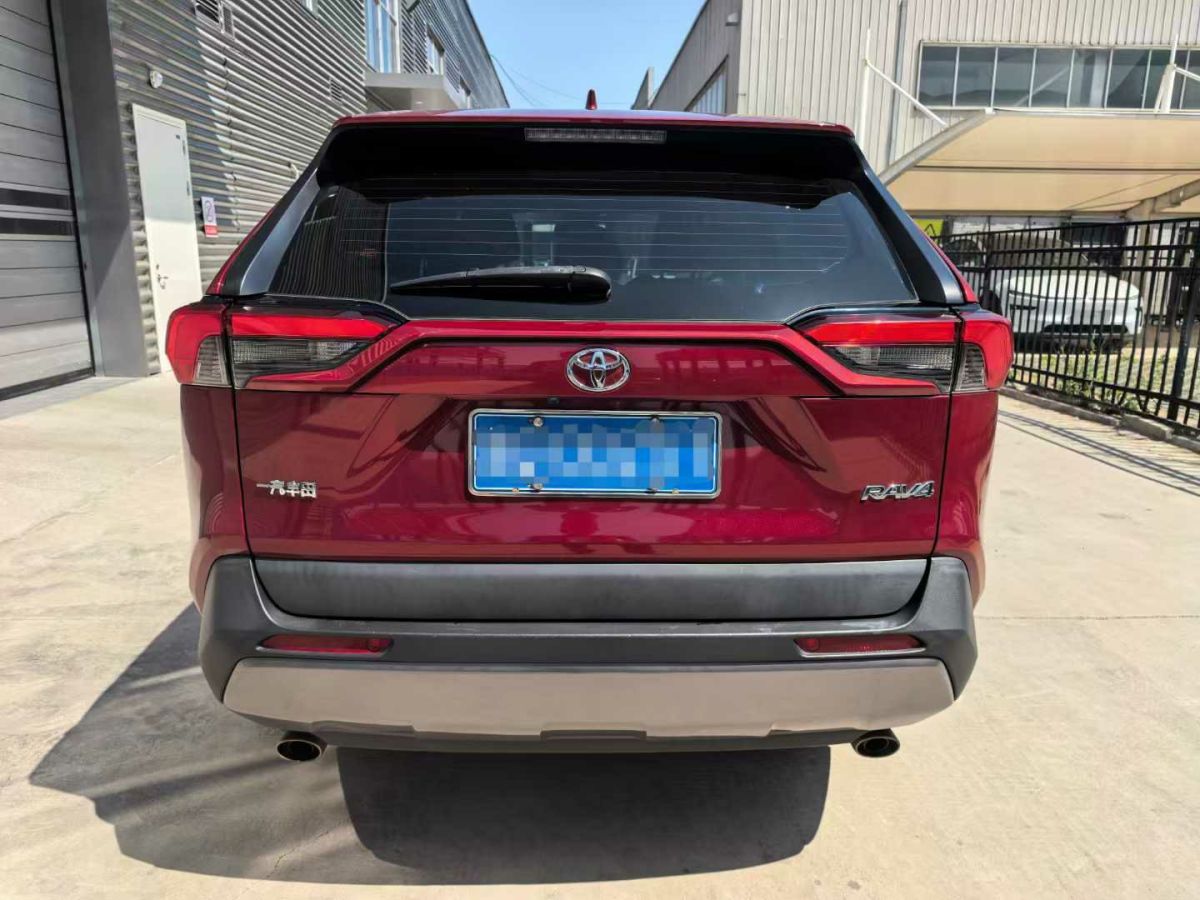 豐田 RAV4榮放  2019款  2.0L CVT兩驅(qū)風(fēng)尚版 國VI圖片