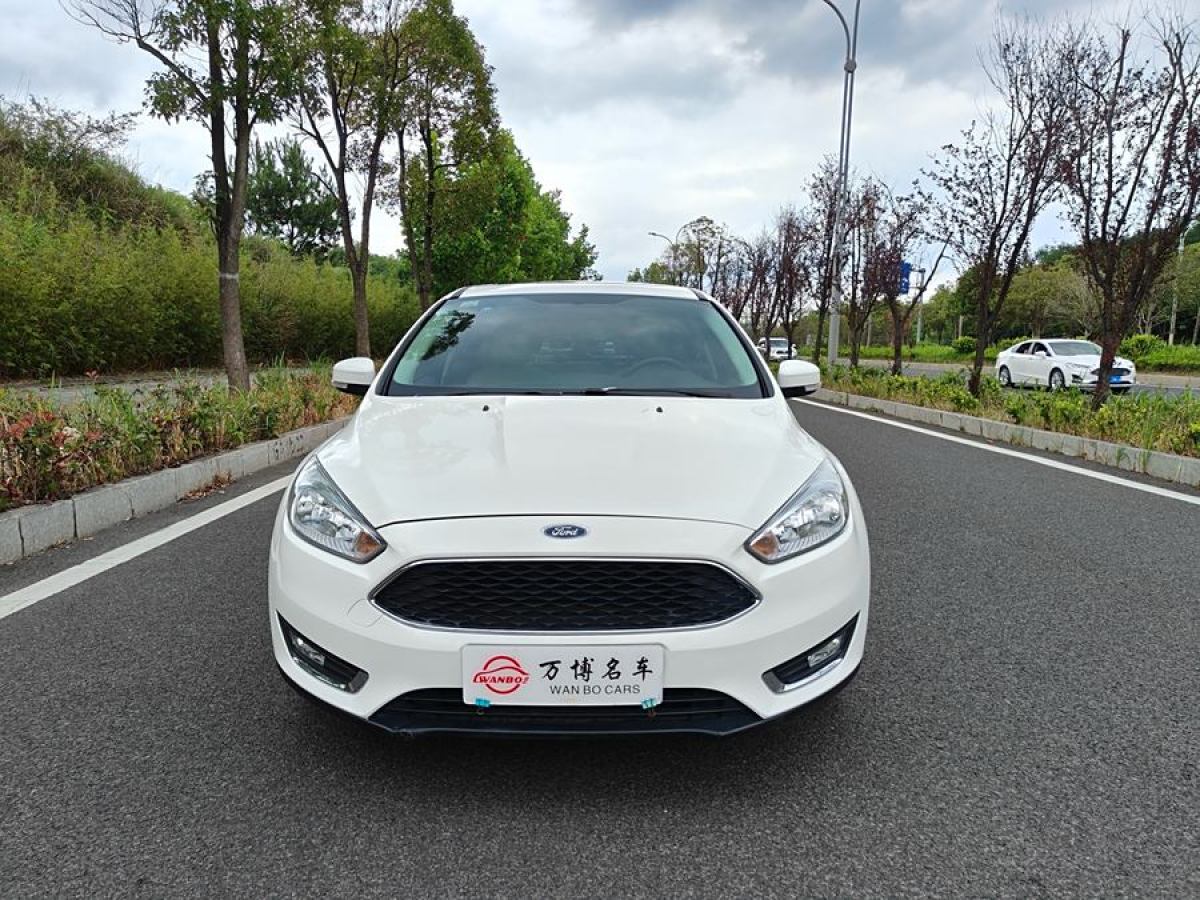 2016年3月福特 ?？怂? 2015款 兩廂 EcoBoost 180 自動精英型