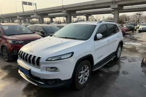 自由光 Jeep 2.0L 優(yōu)越版