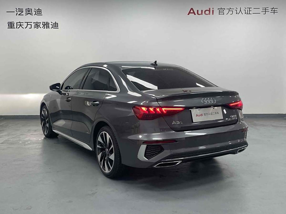 奧迪 奧迪A3  2023款 改款 A3L Limousine 35 TFSI 時(shí)尚運(yùn)動(dòng)型圖片