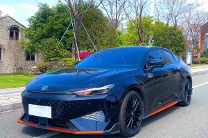 長(zhǎng)安UNI-V 長(zhǎng)安 1.5T 尊貴運(yùn)動(dòng)型