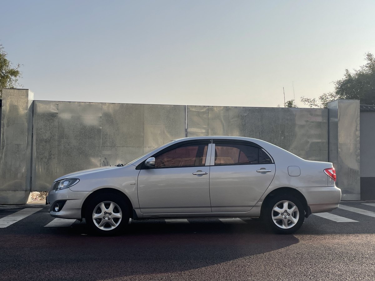 豐田 花冠 2013款 1.6l 自動豪華版圖片