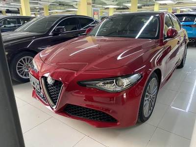 2017年4月 阿爾法·羅密歐 Giulia 2.0T 200HP 豪華版圖片