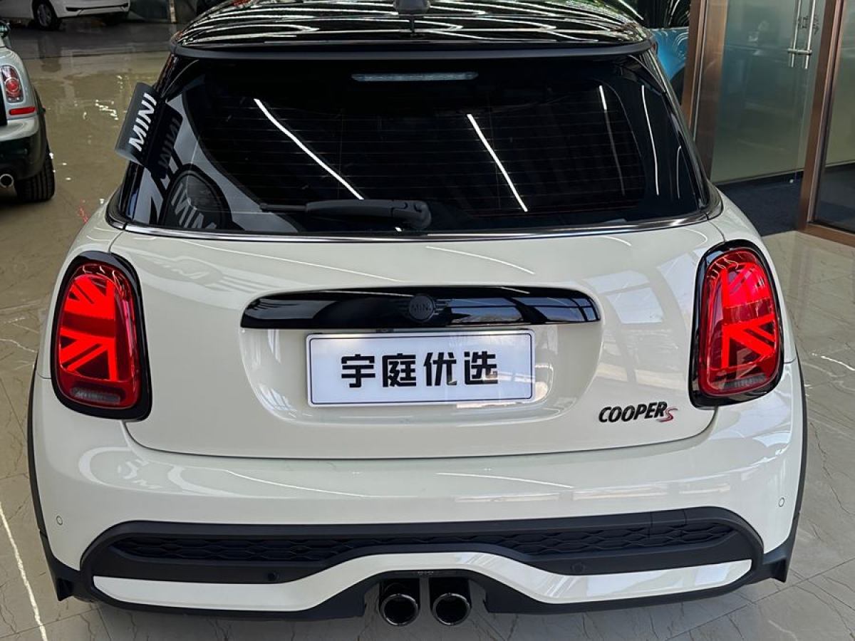 MINI MINI  2022款 改款 2.0T COOPER S 藝術家圖片