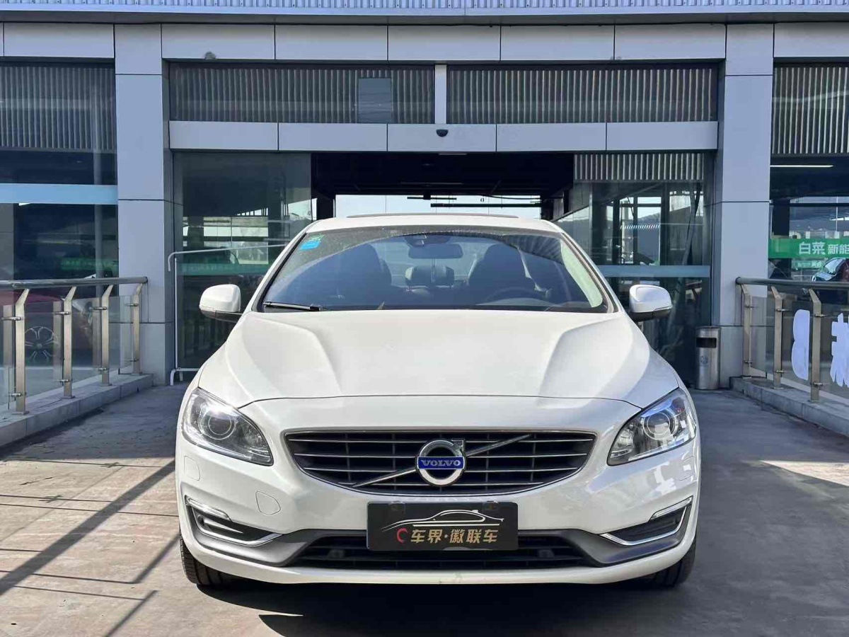 沃爾沃 S60  2016款 S60L 2.0T T5 智馭版圖片