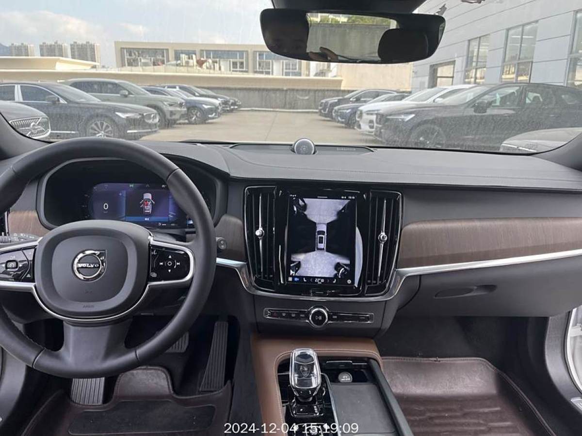 沃爾沃 V90  2024款 Cross Country B5 AWD 智尊版圖片