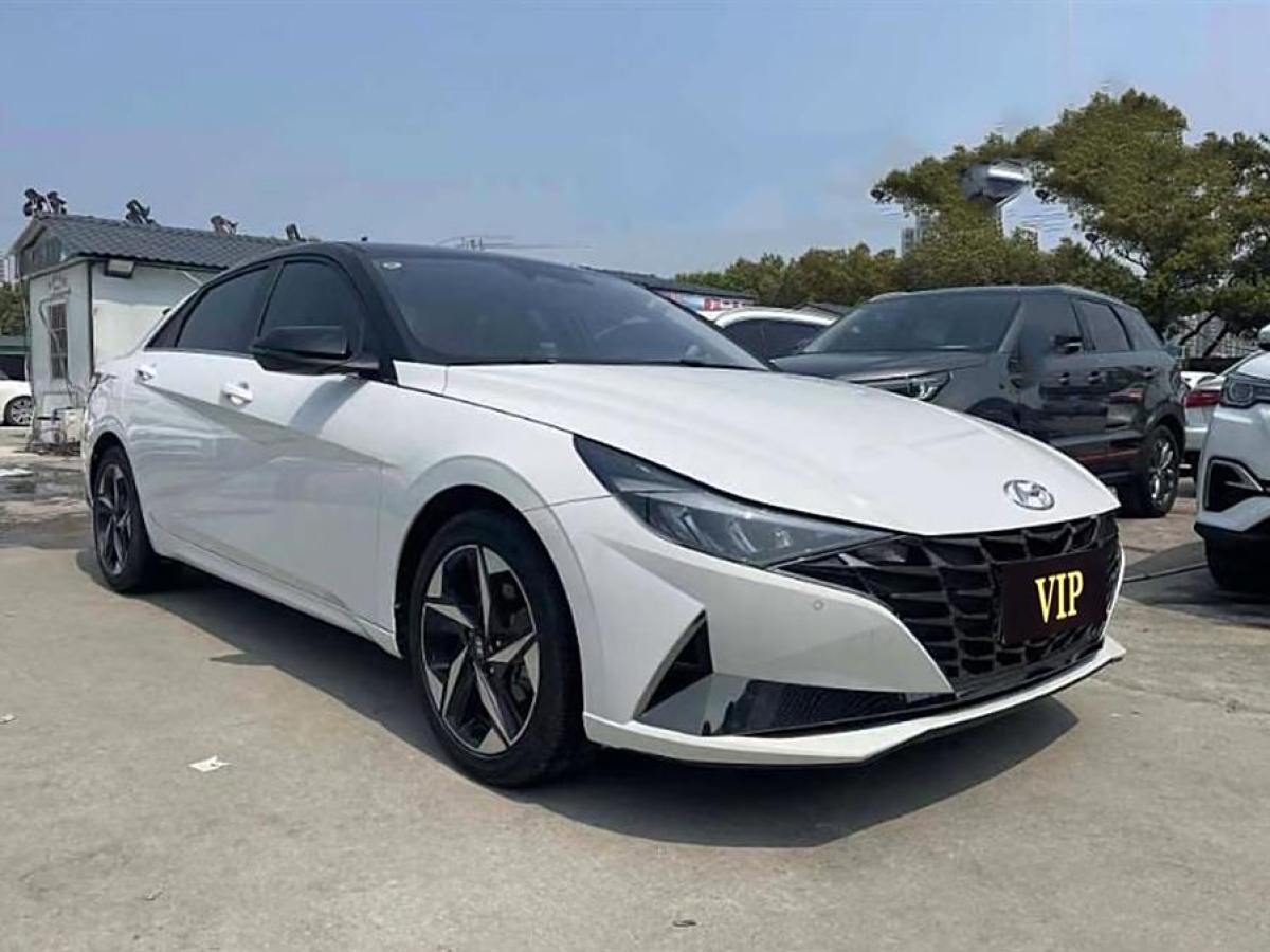 2022年7月現(xiàn)代 伊蘭特  2023款 1.5L CVT GLS領(lǐng)先版