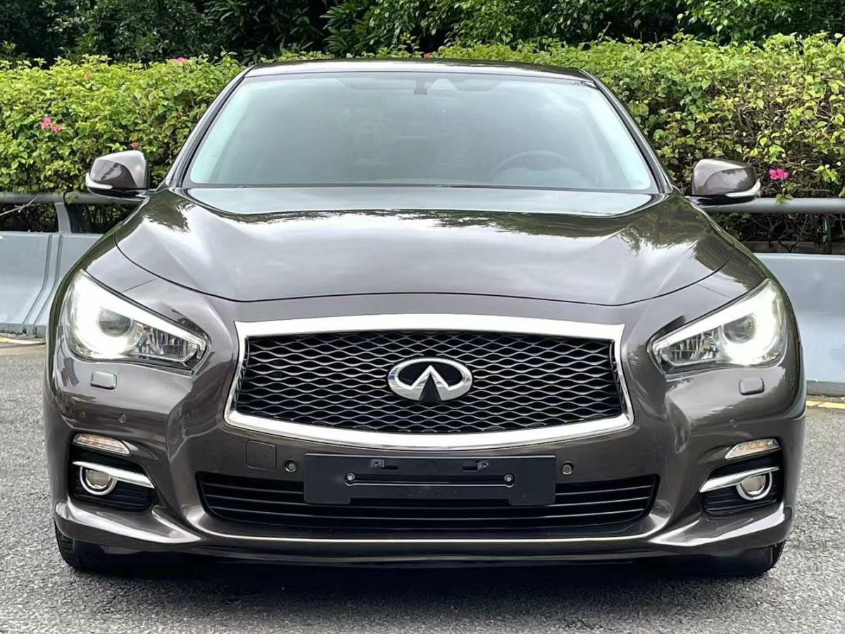 2014年8月英菲尼迪 Q50  2014款 2.0T 舒適版