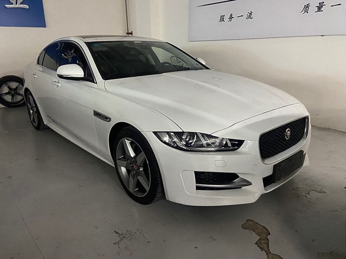 捷豹 XE  2015款 2.0T 200PS R-Sport圖片