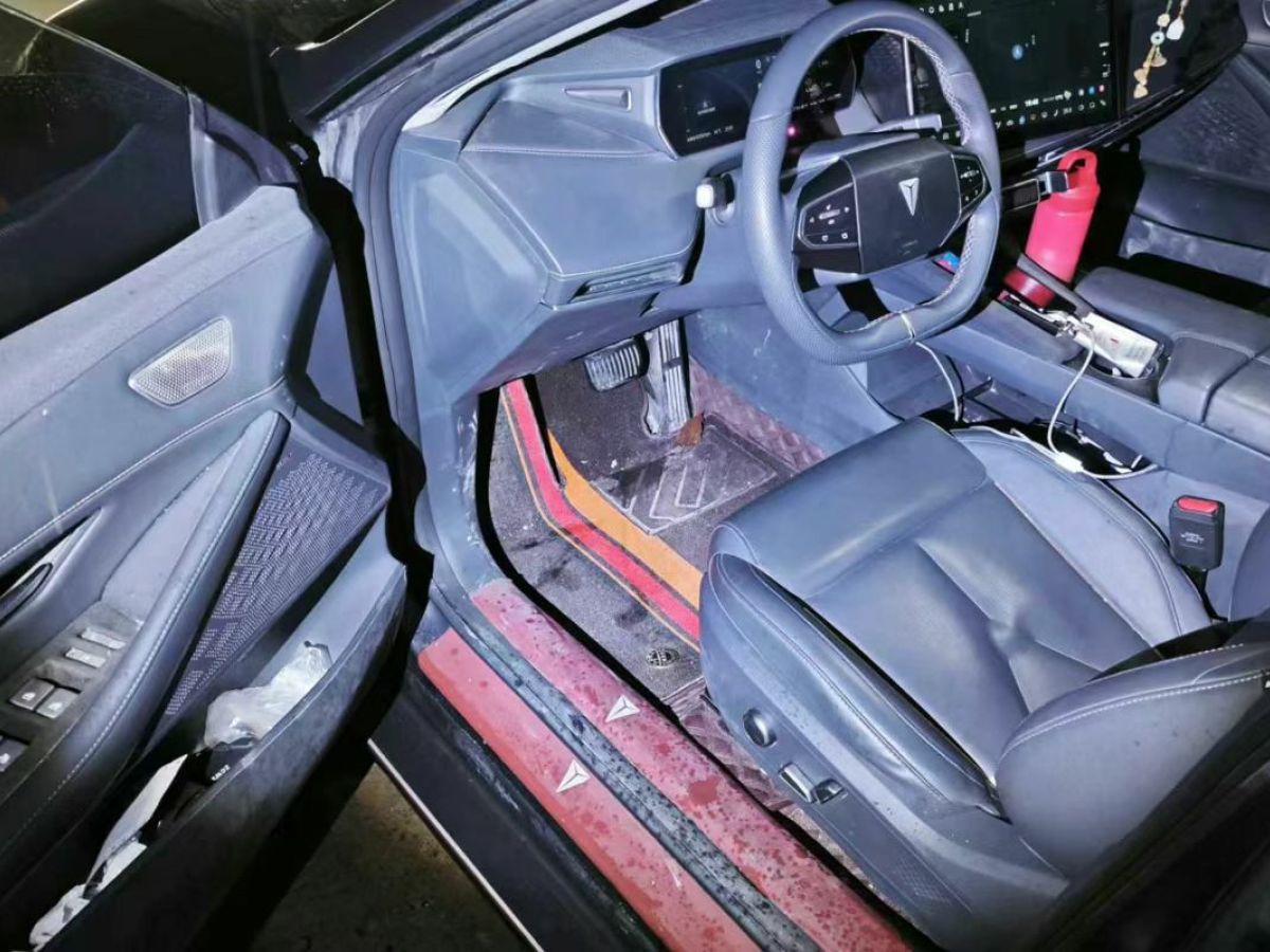 長安 長安UNI-V  2022款 1.5T 卓越型圖片
